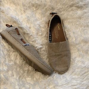 TOMS Girls' Bimini Burlap Espadrille